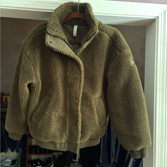 Alo Yoga Varsity Sherpa Jacket Full Zip Dark Olive Green XS - Picture 4 of 10
